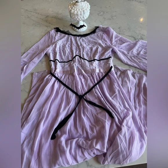 Lily Munster costume size 8-12 - Picture 4 of 15